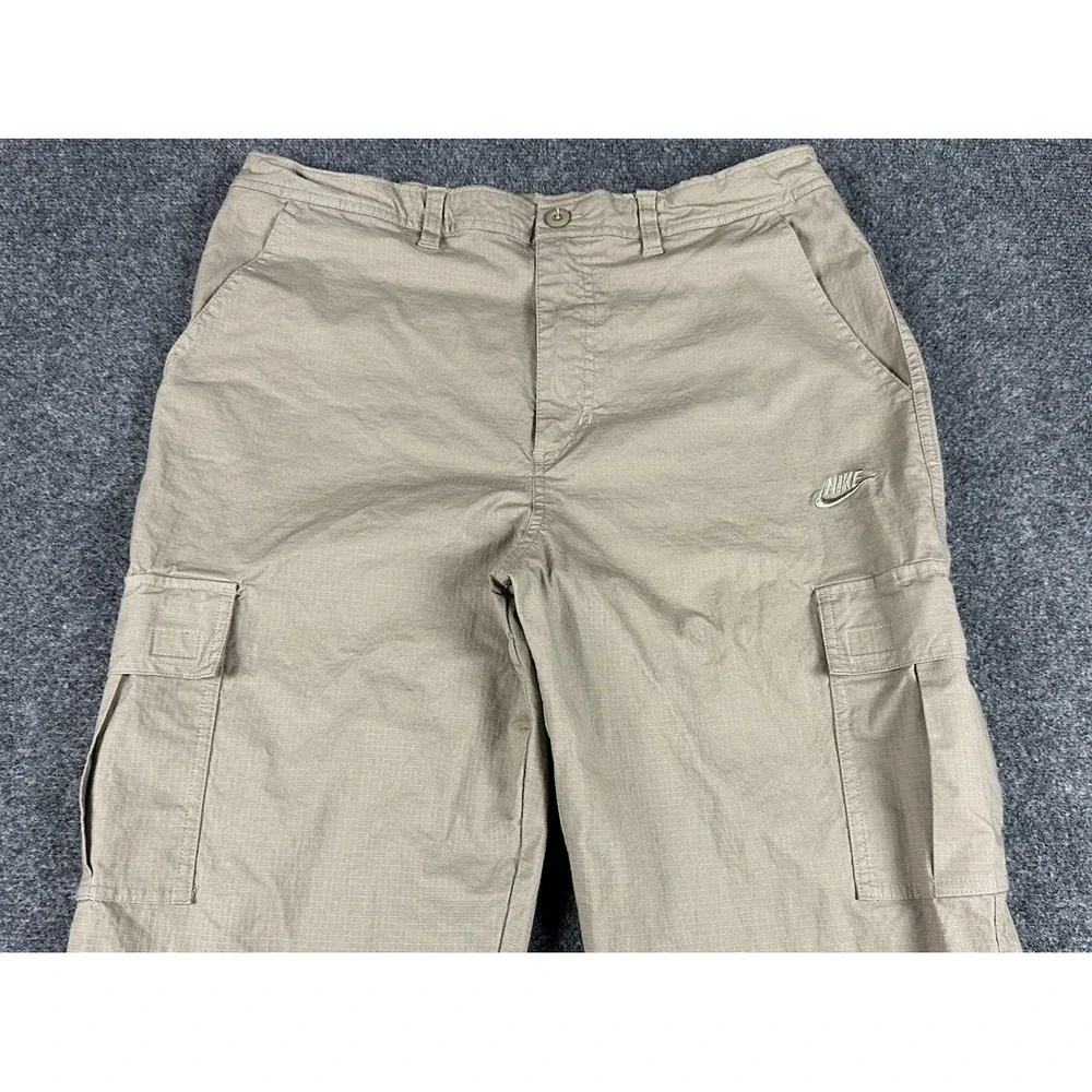 Nike Cargo Pants Mens 34 X 34 Beige Loose Fit Woven Ripstop Relaxed Baggy - Picture 2 of 10